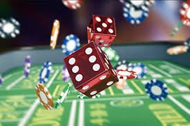 8 com cassino